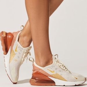 Nike Air Max 270 Light Cream Metallic Gold Nike Air Max 270 Light Cream Metallic Gold